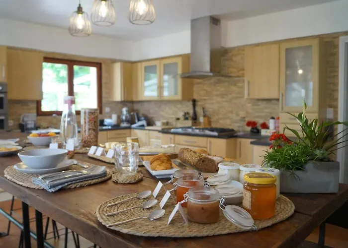 La Maison Des Eaux Bed and breakfast 3*