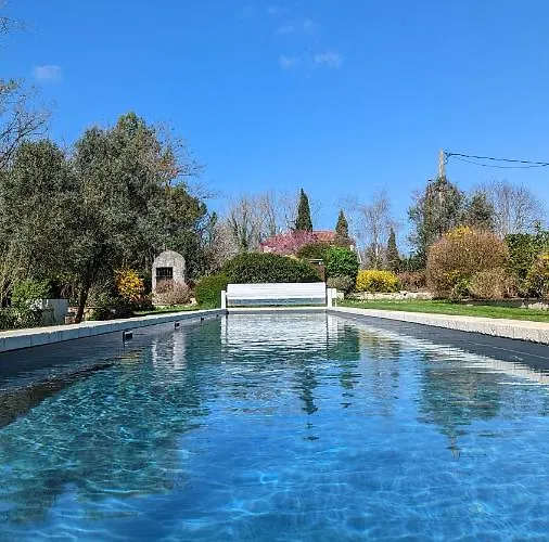 La Maison Des Eaux Bed and breakfast Saint-Jean-de-Thurac