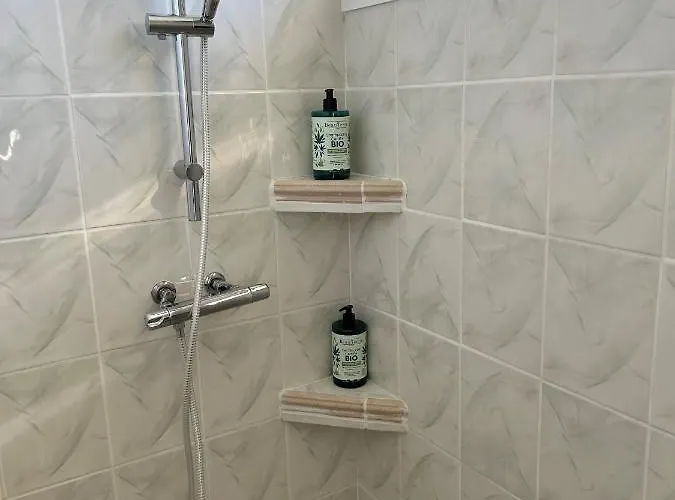 La Maison Des Eaux Bed and breakfast 3*